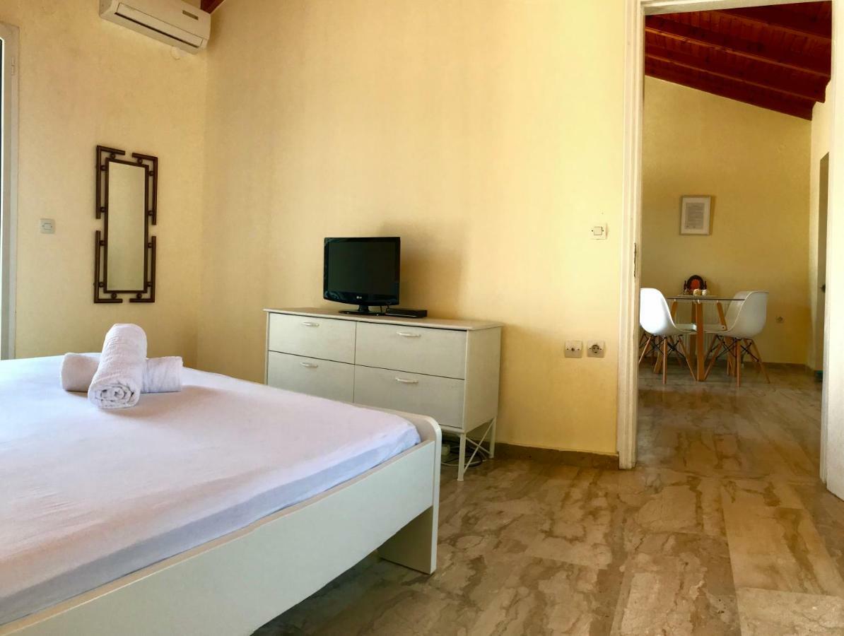 Kanálion Wooden Ceiling Apartment - Close To City Center מראה חיצוני תמונה
